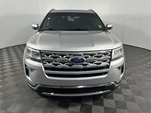 Used 2018 Ford Explorer Limited AWD/4WD image 3