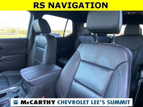 Used 2023 Chevrolet Traverse RS image 24