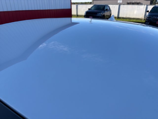 Used 2019 Ford Fusion SE FWD image 11