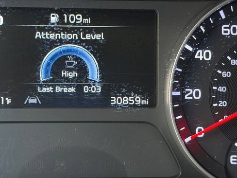 Used 2023 Kia Forte LXS FWD image 27