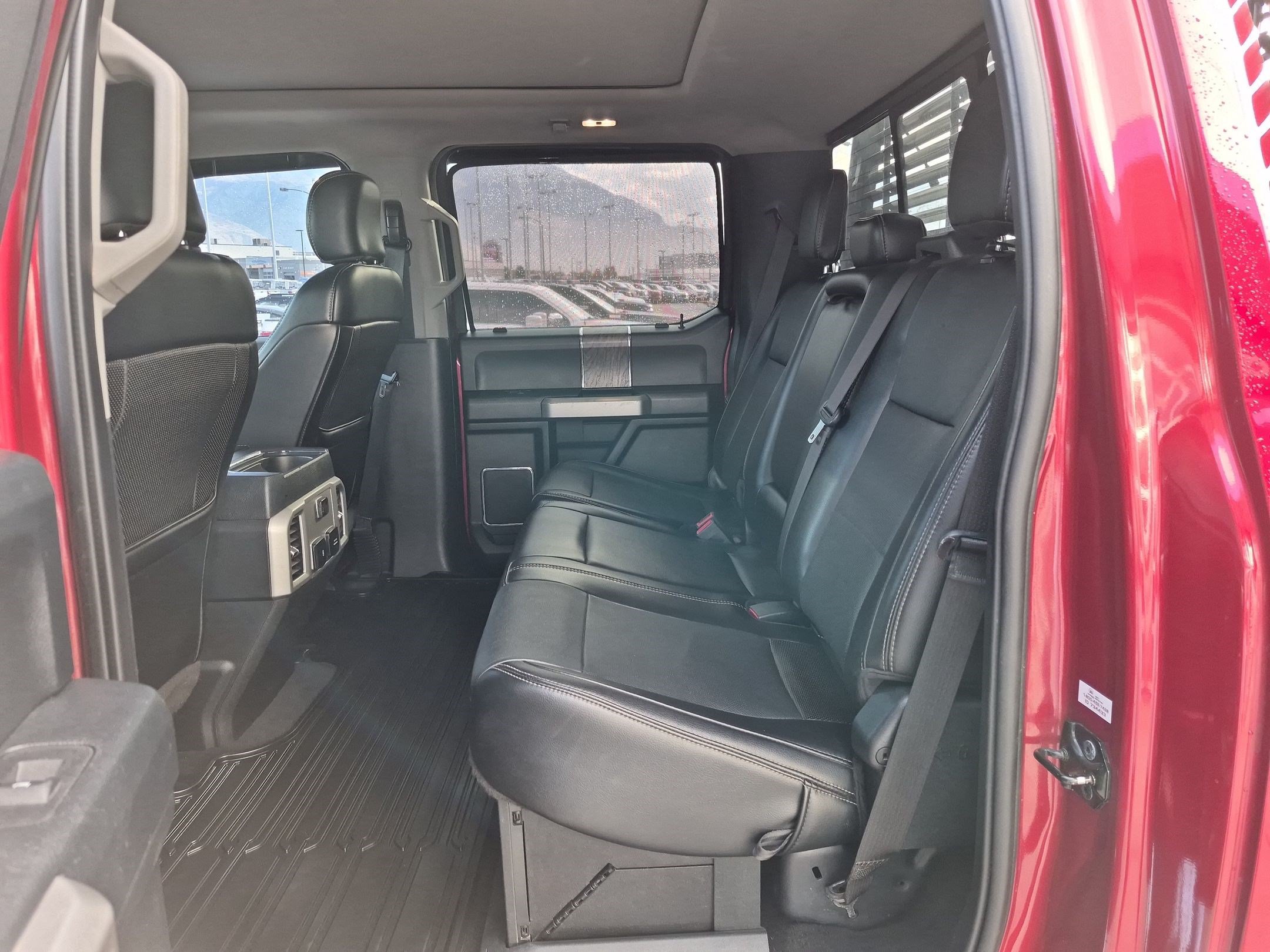 Used 2019 Ford F350 Lariat w/ Lariat Ultimate Package AWD/4WD image 28