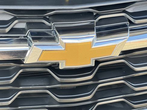 Used 2024 Chevrolet Trax LT image 30