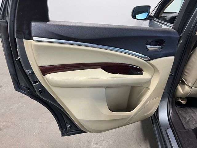 Used 2016 Acura MDX w/ Technology Package AWD/4WD image 20