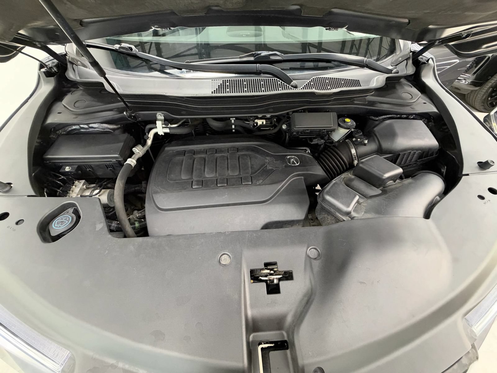 Used 2017 Acura MDX w/ Tech & Entertainment Pkg AWD/4WD image 40