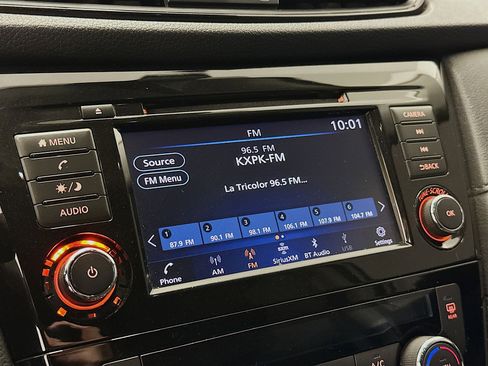 Used 2019 Nissan Rogue SV AWD/4WD image 21