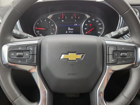 Used 2025 Chevrolet Blazer LT AWD/4WD image 25