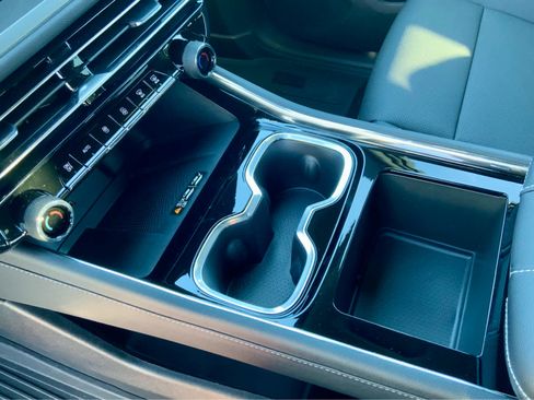 New 2026 Chevrolet Traverse LT w/ LPO, Floor Liner Package image 45