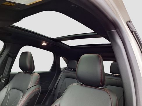 New 2026 Ford Escape ST-Line Elite w/ Premium Technology Package AWD/4WD image 38