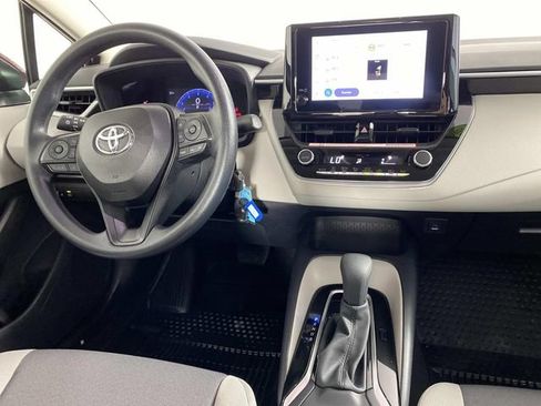 Used 2026 Toyota Corolla LE image 13