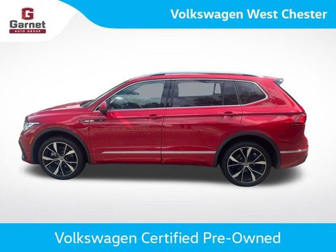 Used 2024 Volkswagen Tiguan SEL R-Line AWD/4WD image 2