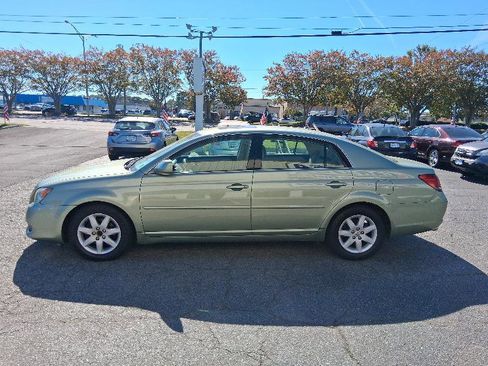 Used 2008 Toyota Avalon XL image 6
