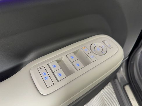 Used 2025 Hyundai Santa Fe Calligraphy FWD image 15