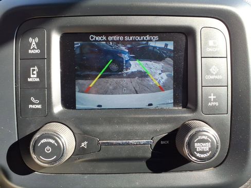 Used 2017 Jeep Renegade Altitude image 14