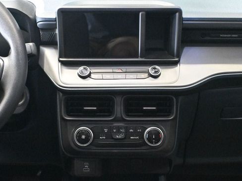 Used 2023 Ford Maverick XL FWD image 14