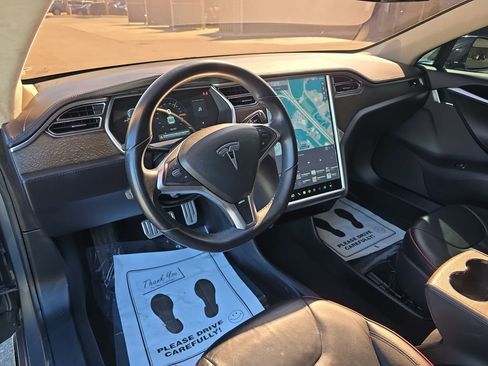 Used 2013 Tesla Model S Performance image 19