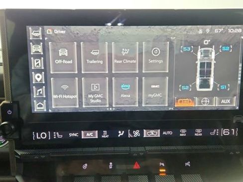 Used 2025 GMC Hummer EV 2X w/ LPO, Sport Package AWD/4WD image 50