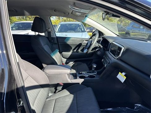 Used 2022 Kia Sportage LX image 33
