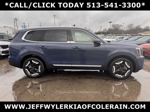 New 2025 Kia Telluride EX image 2