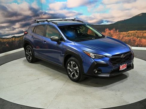 Used 2025 Subaru Crosstrek 2.0i Premium AWD/4WD image 2