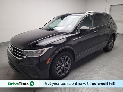 Used 2022 Volkswagen Tiguan SE w/ Panoramic Sunroof Package