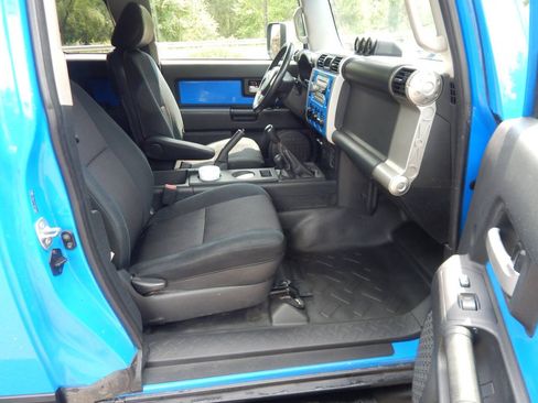 Used 2007 Toyota FJ Cruiser 4WD image 17