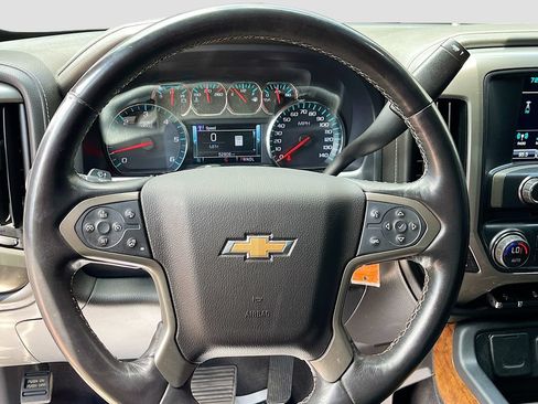 Used 2018 Chevrolet Silverado 1500 High Country AWD/4WD image 11