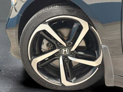 Used 2020 Honda Accord Sport image 29
