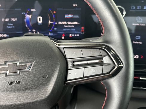 Used 2025 Chevrolet Silverado EV RST AWD/4WD image 14