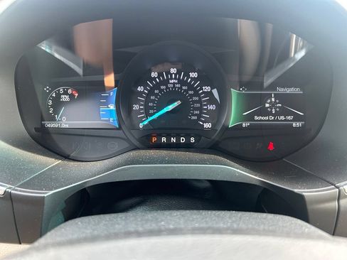 Used 2018 Ford Edge Titanium w/ Equipment Group 301A AWD/4WD image 19
