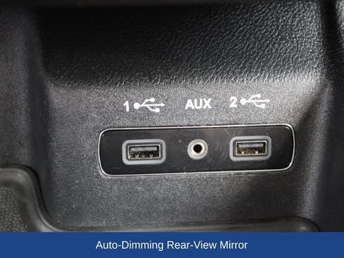 Used 2019 Dodge Durango SXT w/ 3rd Row Seating Group AWD/4WD image 19
