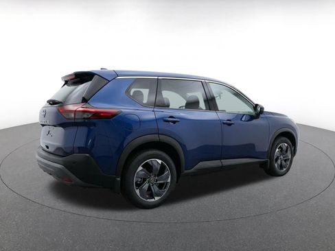 Used 2025 Nissan Rogue SV FWD image 9
