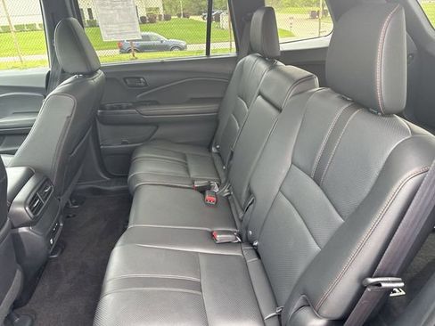 Used 2024 Honda Passport TrailSport image 27