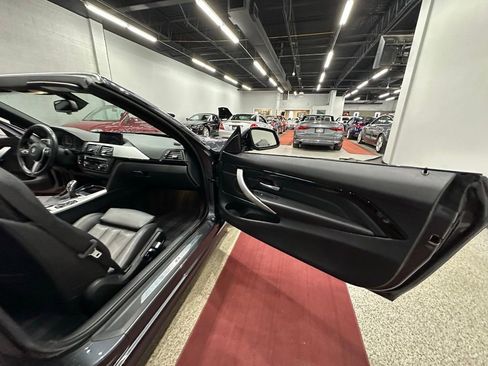 Used 2016 BMW 428i xDrive Convertible image 28