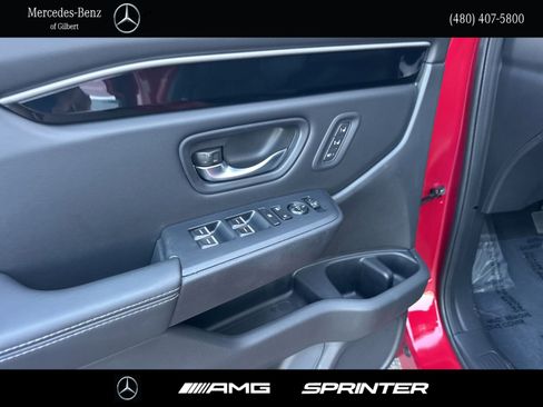 Used 2023 Honda Pilot Touring image 13