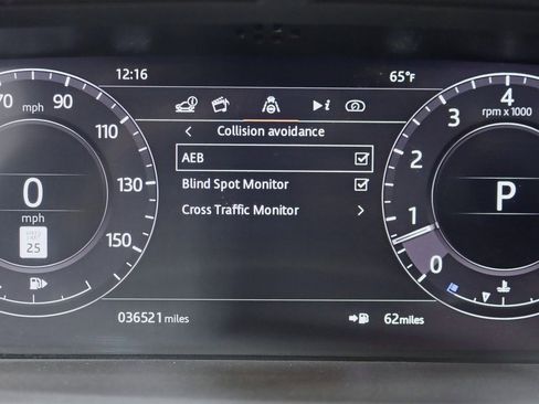 Used 2018 Land Rover Range Rover HSE image 16