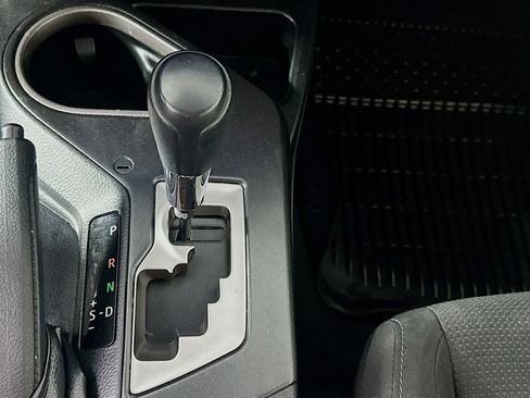 Used 2018 Toyota RAV4 XLE image 24