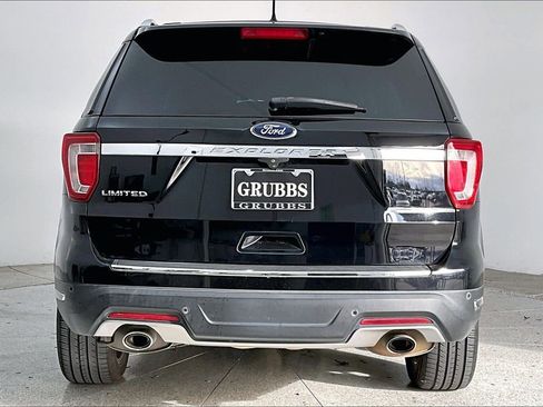 Used 2018 Ford Explorer Limited image 6
