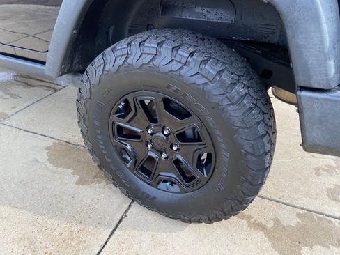 Used 2018 Jeep Wrangler Unlimited Sport AWD/4WD image 35
