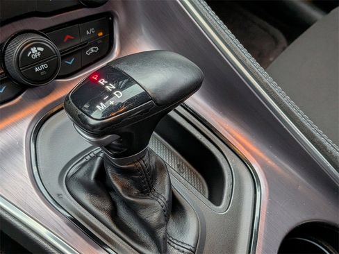 Used 2018 Dodge Challenger R/T image 22