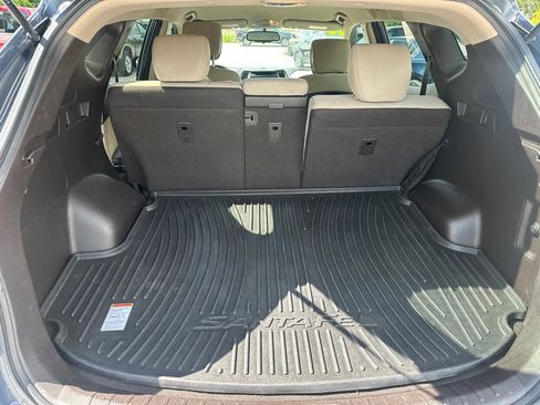 Used 2017 Hyundai Santa Fe Sport image 11