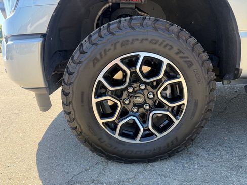 Used 2021 Ford F150 XLT w/ Equipment Group 302A High AWD/4WD image 9