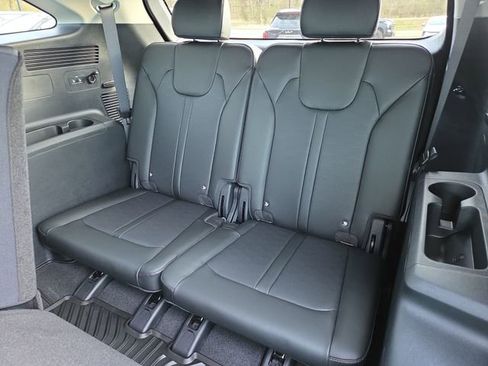 New 2026 Kia Sorento S w/ S Panoramic Sunroof Package FWD image 7