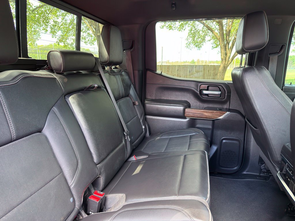 Used 2021 Chevrolet Silverado 1500 High Country w/ Technology Package AWD/4WD image 28