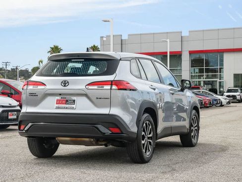 Used 2025 Toyota Corolla Cross AWD Hybrid image 7