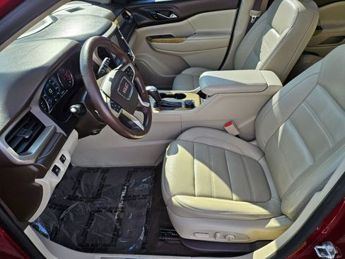 Used 2017 GMC Acadia Denali w/ Technology Package AWD/4WD image 19