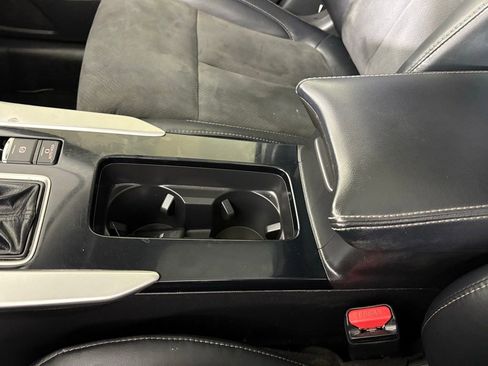 Used 2023 Mitsubishi Eclipse Cross SE image 36