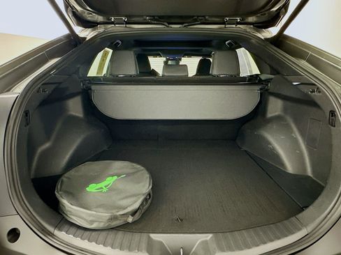 Used 2023 Toyota bZ4X XLE w/ Weather Package image 31