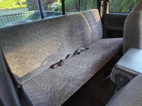 Used 1998 Dodge Ram 2500 Truck 4x4 Club Cab image 8