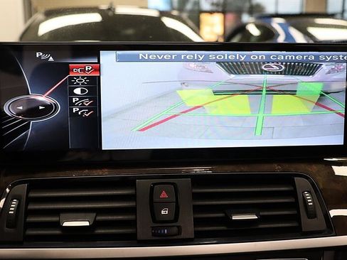 Used 2015 BMW 435i Convertible RWD image 28