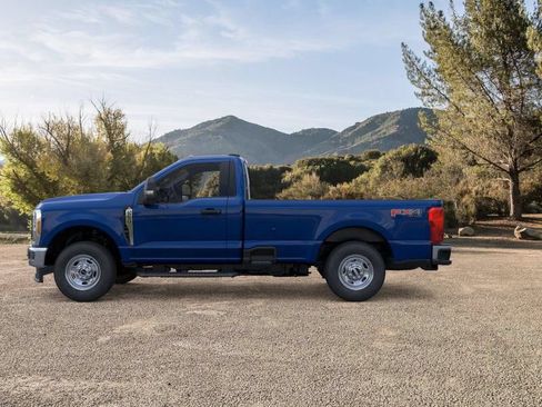 New 2026 Ford F250 XL w/ FX4 Off-Road Package AWD/4WD image 3